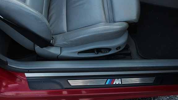 BMW 330Ci 20 of 26