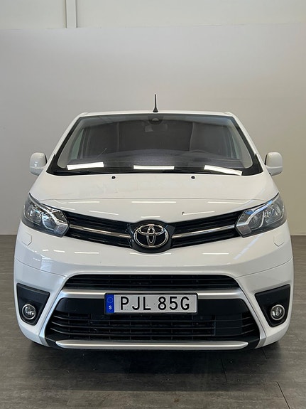 Toyota Proace 2 of 5