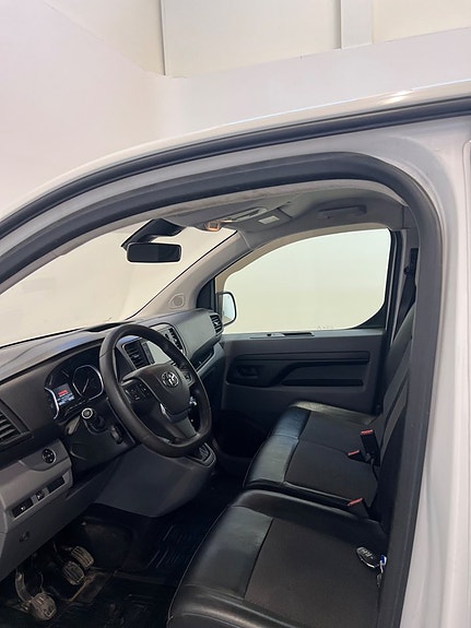 Toyota Proace 7 of 15