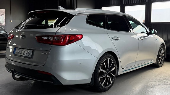 Kia Optima 4 of 5