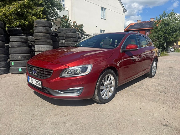 Volvo V60 3 of 12