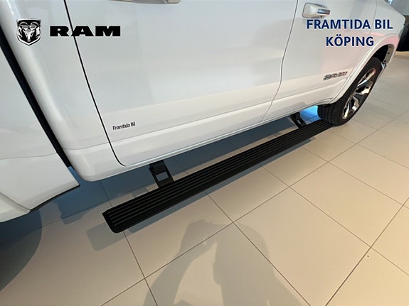 Dodge RAM 1500 18 of 19