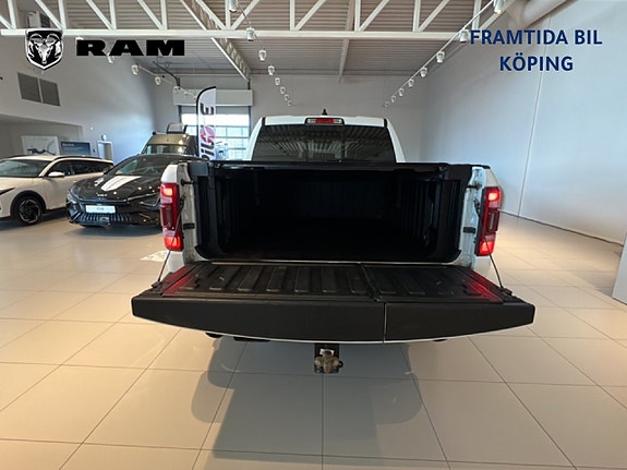 Dodge RAM 1500 13 of 19