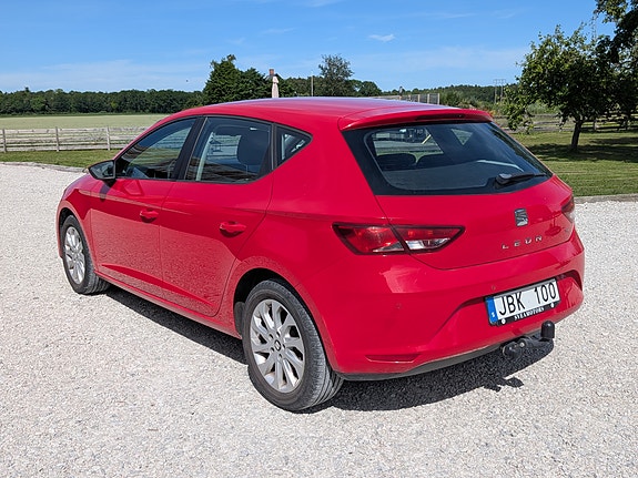 Seat Leon 2 of 5