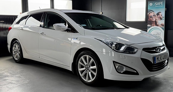 Hyundai i40 2 of 5