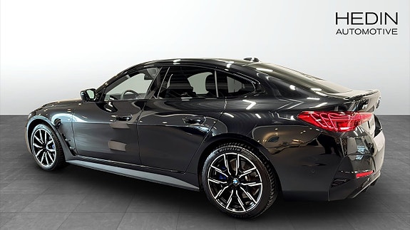 BMW i4 2 of 5