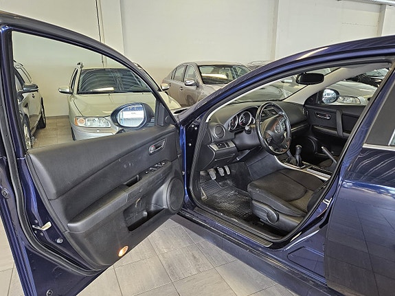 Mazda 6 6 of 16