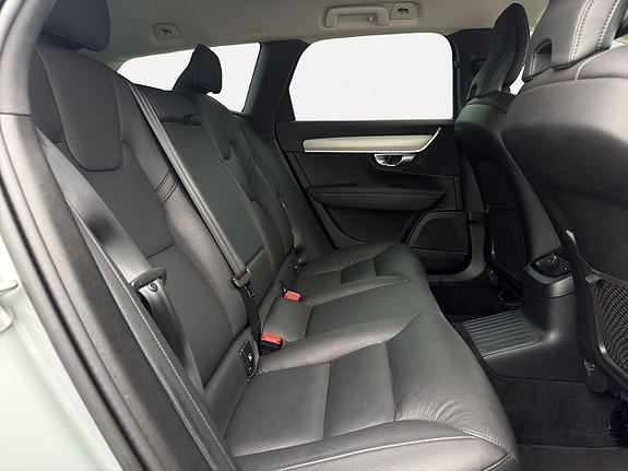 Volvo V90 12 of 20