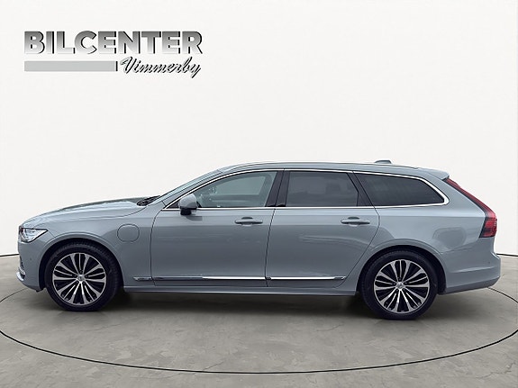Volvo V90 3 of 20