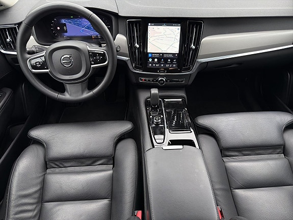 Volvo V90 10 of 20