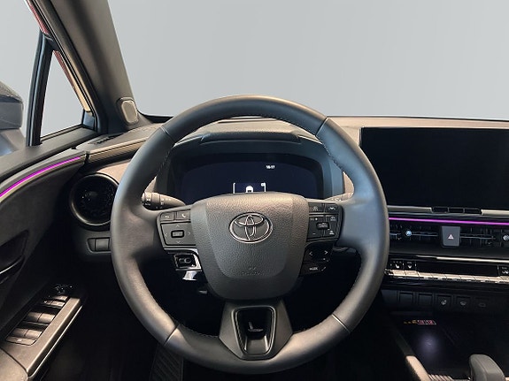Toyota C-HR 9 of 27