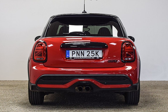 MINI Cooper S 5 of 5