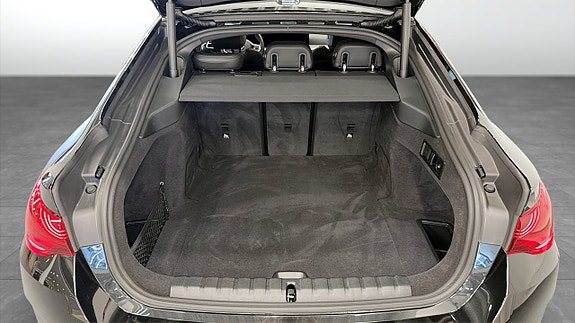 BMW i4 10 of 14