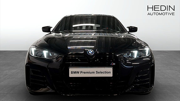 BMW i4 8 of 14
