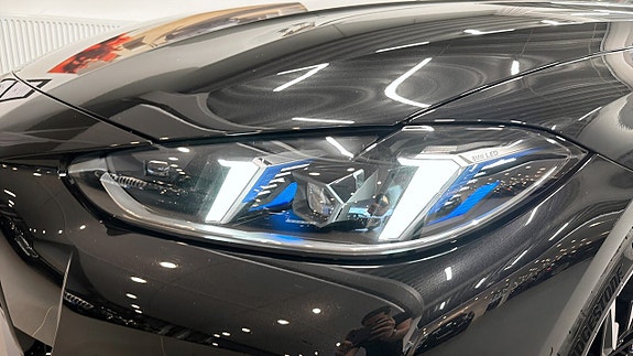 BMW i4 11 of 14