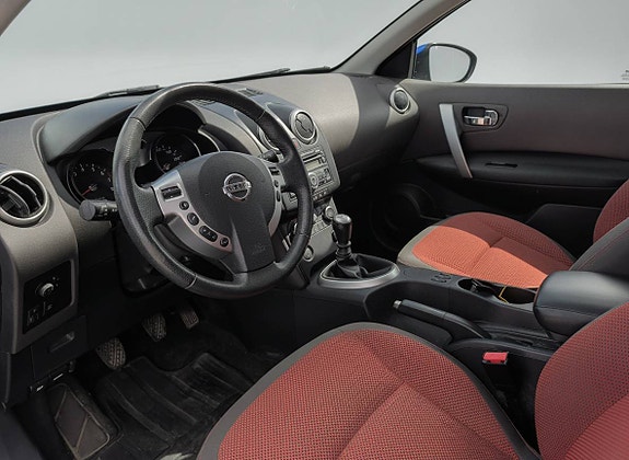 Nissan Qashqai 2 of 4