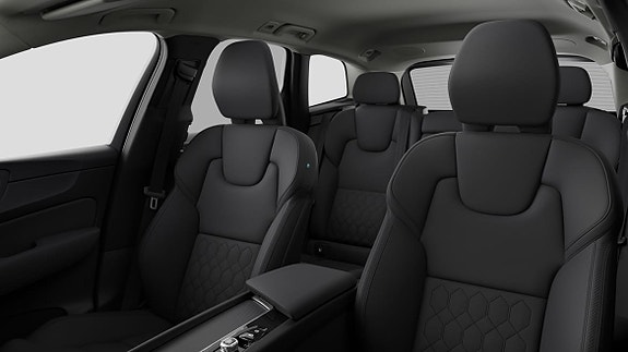 Volvo XC60 11 of 16
