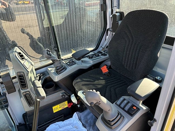 Wacker Neuson EZ 26 / ST4 / SVAB L8 / AC / Grip / S40 5 of 5
