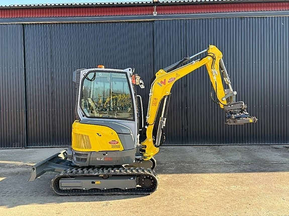 Wacker Neuson EZ 26 / ST4 / SVAB L8 / AC / Grip / S40 2 of 5