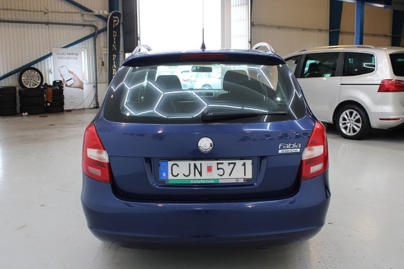 Skoda Fabia 5 of 12
