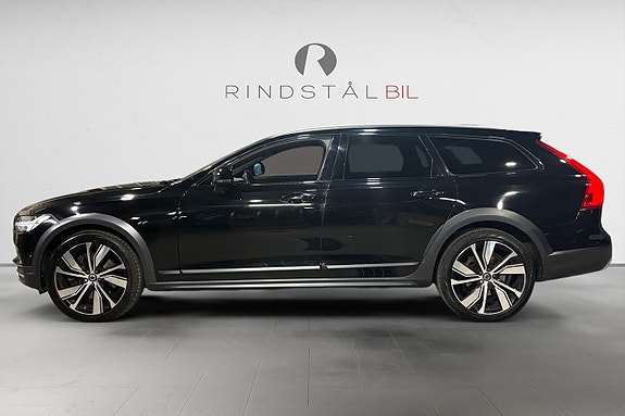 Volvo V90 Cross Country 4 of 5