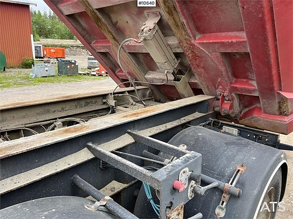 ELBO 3-AXLE DUMPER TRAILER Tippsläp (185,000:- ex moms) 18 of 24