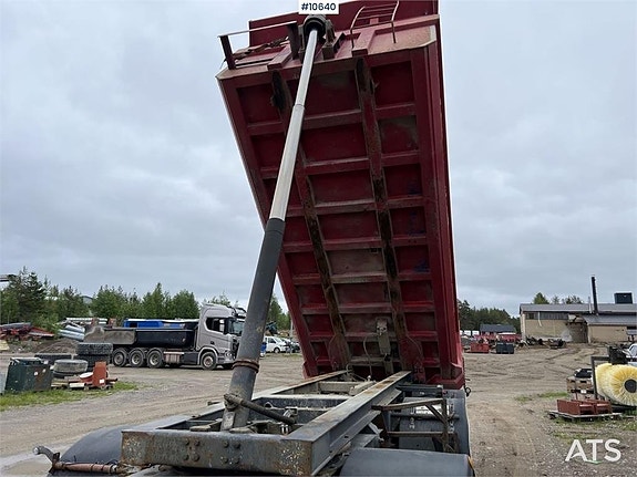 ELBO 3-AXLE DUMPER TRAILER Tippsläp (185,000:- ex moms) 10 of 24