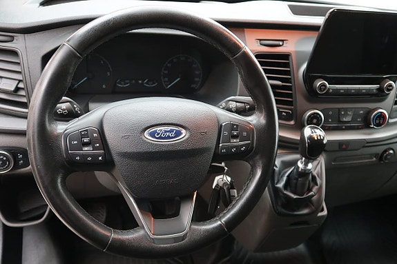 Ford Transit Custom 7 of 11
