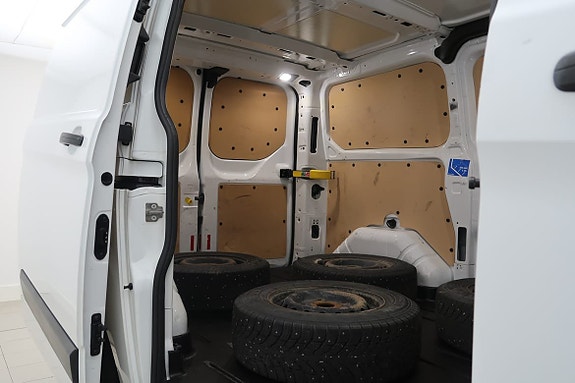 Ford Transit Custom 5 of 5