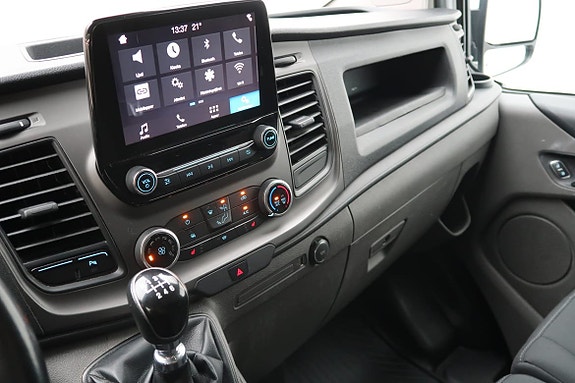 Ford Transit Custom 9 of 11