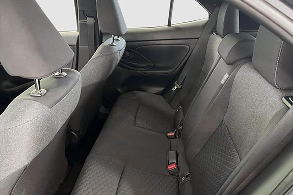 Toyota Yaris Cross 8 of 11