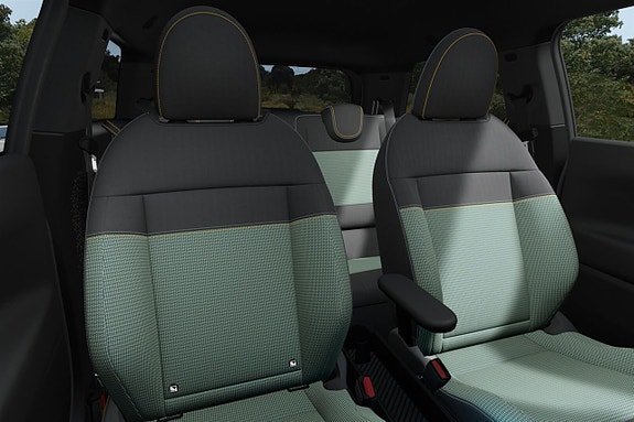 MINI Cooper E 11 of 12