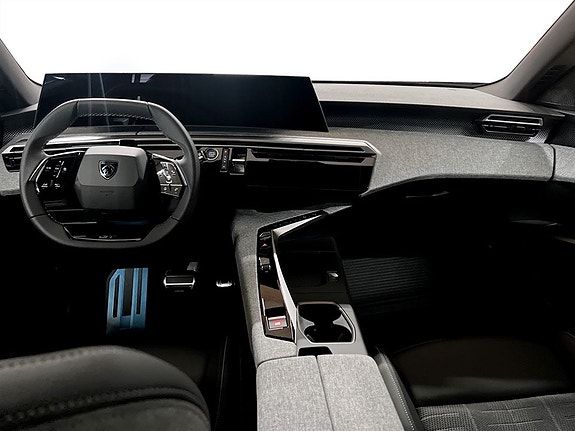 Peugeot 5008 3 of 5