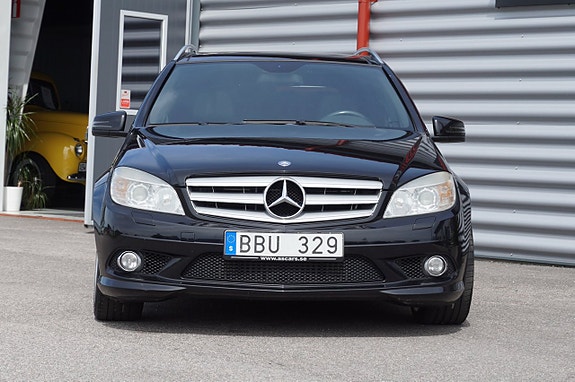 Mercedes-Benz C180 7 of 24