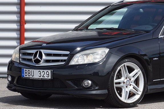 Mercedes-Benz C180 8 of 24