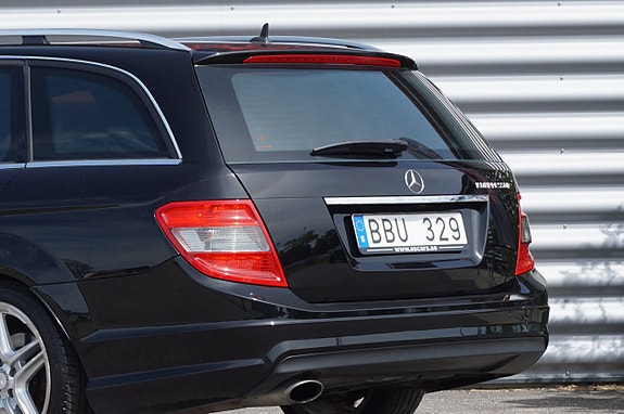 Mercedes-Benz C180 12 of 24