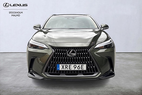 Lexus NX450h+ 15 of 20