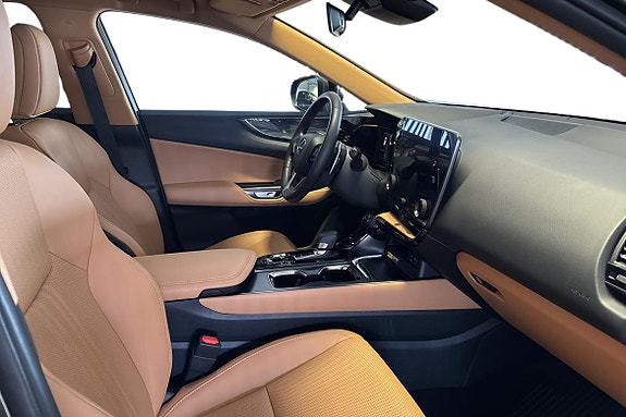 Lexus NX450h+ 10 of 20