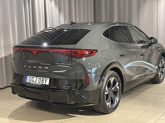 Cupra Tavascan 5 of 5