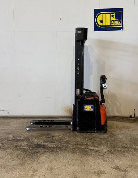BT truck SWE160