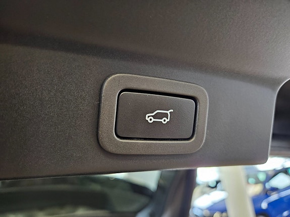 Jaguar F-PACE 24 of 24