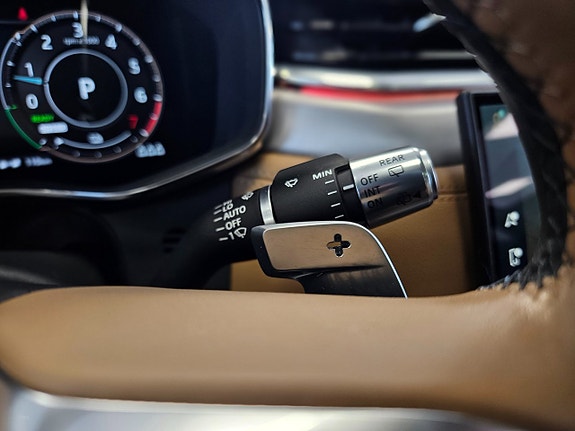 Jaguar F-PACE 14 of 24