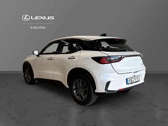 Lexus LBX 2 of 11