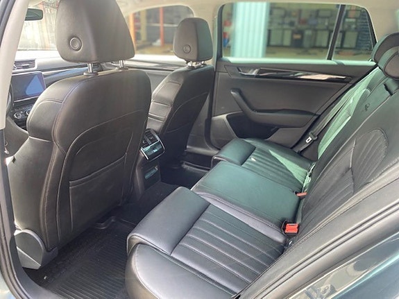 Skoda Superb 6 of 7