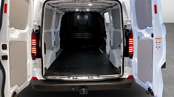 Volkswagen Transporter 12 of 12