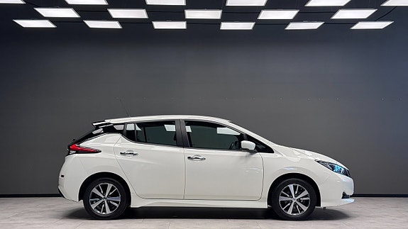 Nissan Leaf 5 of 5