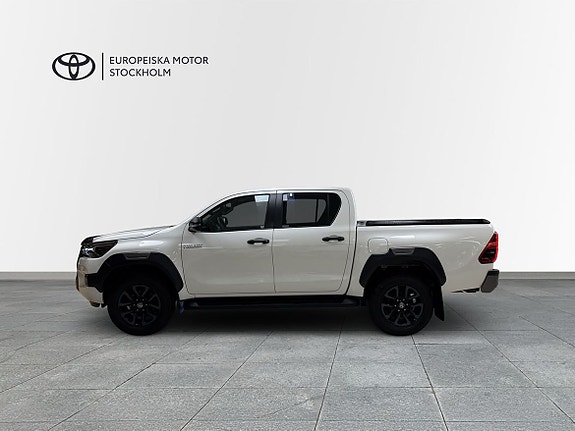 Toyota HiLux 3 of 13