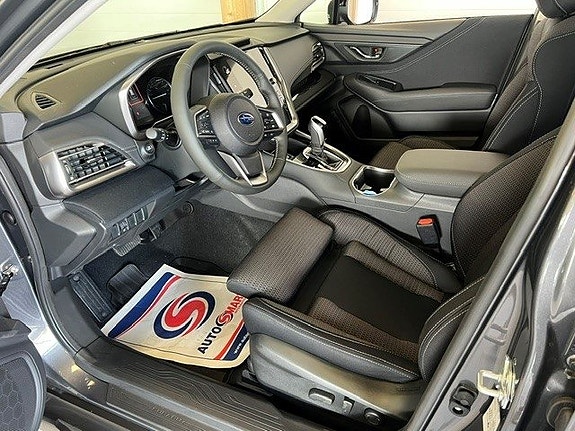 Subaru Outback 12 of 12