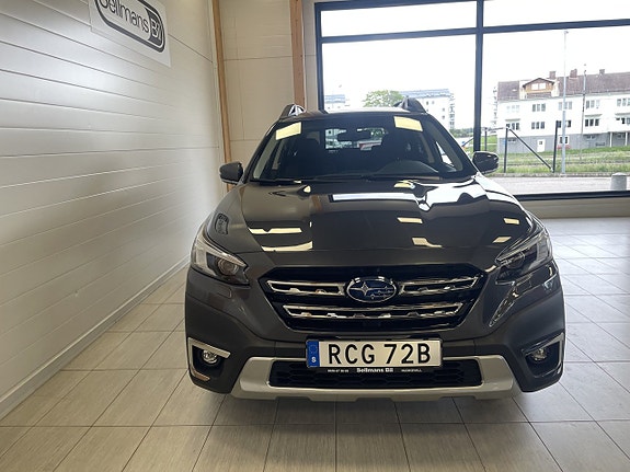 Subaru Outback 3 of 5