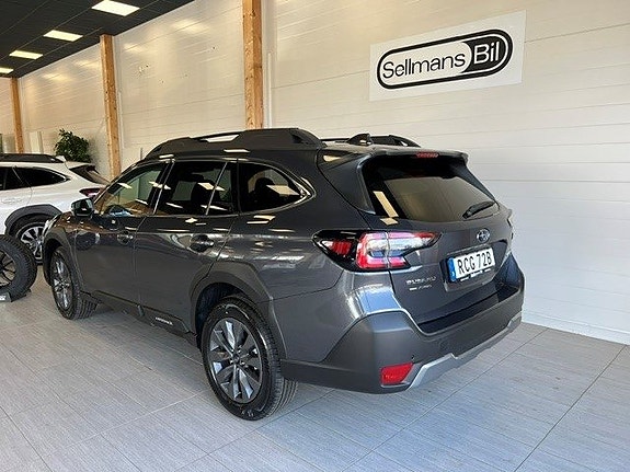 Subaru Outback 5 of 5